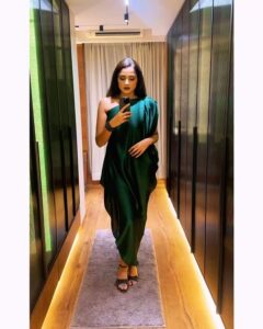 Actress Asmita Sood HD Photos and Wallpapers June 2025