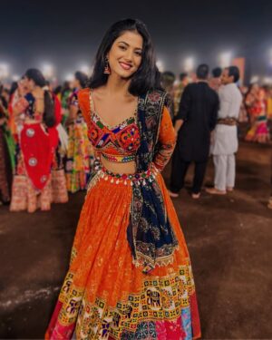 Astha Khandelwal Instagram - Wrapped in colors, I move with the breeze,
Every spin a promise, every twirl a tease. 🌸
Garba flows through me, like a river of grace,
In the dance of the night, I’ve found my place. 💃  #DanceOfLight

 #navratricollection #bhfyp #k #gujjugirl #dodhiya #durgapuja #indian #dodhiyalover #festival #jigneshkaviraj #garbagroup #durga #navratrifestival #navratrichaniyacholi #geetabenrabari #instagood #like #kajalmaheriya #vadodara #gujrat #amdavadi #gujjurocks #gaman #dandiyaraas #happynavratri #jaimatadi #king #gujjumemes #gujjuboy