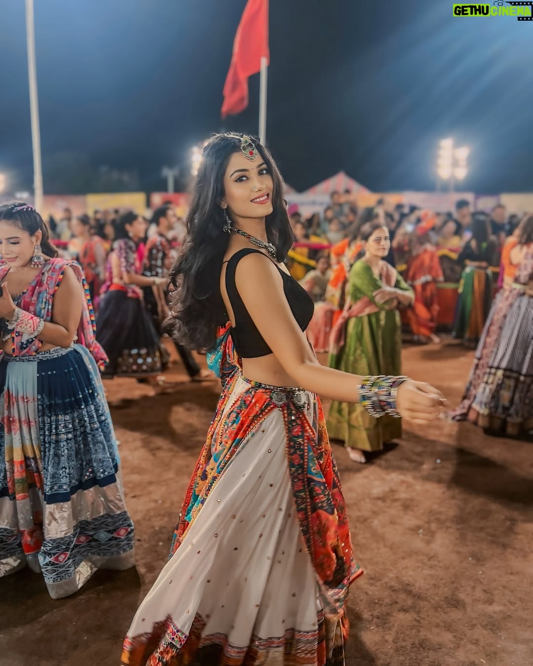 Astha Khandelwal - 50.7K Likes - If anything , i am everything 

#GarbaDiaries #GujjuSwag #NavratriMagic #DandiyaDiva #TraditionalWithATwist #ChaniyaCholiChic #FestiveFeels #GujjuStyle #NavratriFashion #GarbaGoals #SassyGujju #DanceWithGrace #GarbaVibes #GarbaGoddess #UnstoppableGujju #FierceAndFestive #BoldInCholi #SlayingTradition #NavratriFierce #GarbaWithAttitude #QueenOfGarba #OwnTheDancefloor #sassyandbold