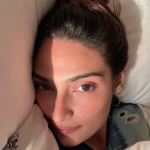Athiya Shetty Instagram - life lately 🧸🫧🩰