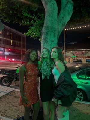 Audrey Grace Marshall Instagram - i love life and my friends ❤️ that’s all