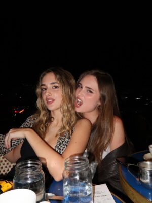 Audrey Grace Marshall Instagram - i love life and my friends ❤️ that’s all