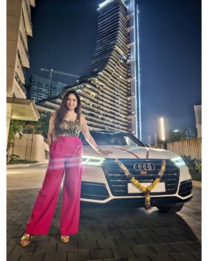 Avantika Khatri Instagram - LATEPOST !! One more AUDI in the hood… at this point, the valet needs a roster ! 😉 On a serious note - Feeling incredibly proud of what we’ve achieved together! Big wins, Bigger wheels - Proud of the hustle and Super-Super Proud of Us ! ❤️🧿
.
#KudiAK #AK #fulfilling #our #dreams #onemore #AUDI #AudiQ5 #in #the #hood #love #cars #lovedriving #loveus #hustle #believe #achieve #inspire #avantika #khattri #filmmaker #india #producer #actress #filmdirector #celebrity #avantikakhattrilatestpics #milind #avantikakhattri @directors_visions @avantikakhattri