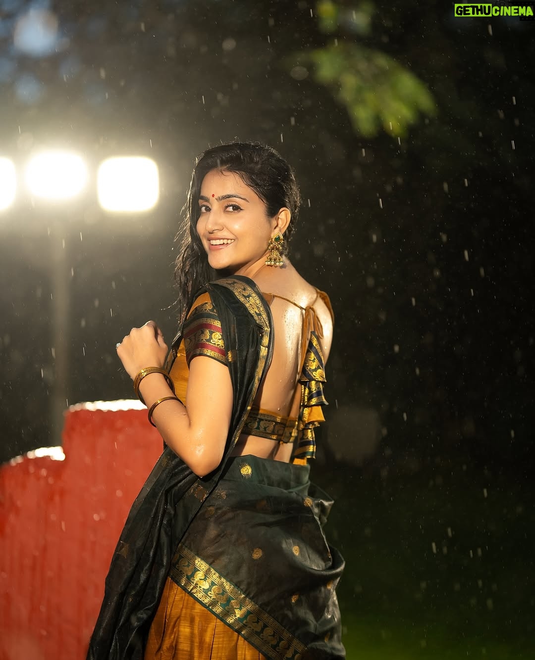 Avantika Mishra - 32.6K Likes - Telugu ammayi this festive season! 💛✨

#HappyGaneshChaturthi 

Shot by @absolutelyrahul 
Styled by @vinnu_baby9 
Jewellery by @visista_goldanddiamonds
Location @thefotogarage