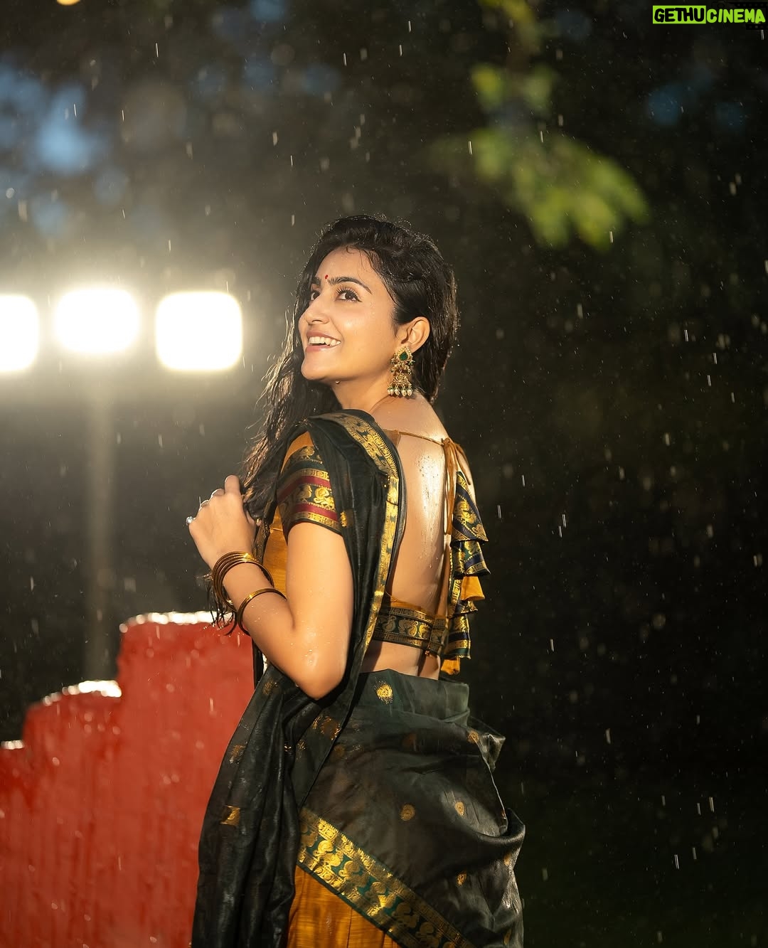 Avantika Mishra - 32.6K Likes - Telugu ammayi this festive season! 💛✨

#HappyGaneshChaturthi 

Shot by @absolutelyrahul 
Styled by @vinnu_baby9 
Jewellery by @visista_goldanddiamonds
Location @thefotogarage