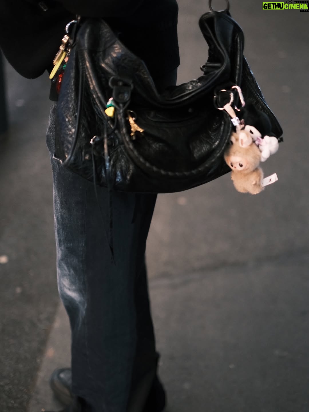 Ayaka Miyoshi - 171K Likes - -BALENCIAGA-

Paaaariiisssss🐦‍⬛🍂

@balenciaga 
@pppiccioli 
#balenciagasummer26