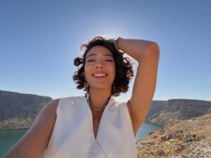 Aybüke Pusat Instagram - Bu coğrafyanın filtreye ihtiyacı yok 🌾 Tabi Biruş’un da 🦭💌🧿