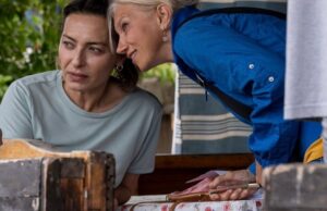 Ayça Bingöl Instagram - FİDAN 10 Ocak da seyirciyle buluşuyor @baskasinema. İyi seyirler…Daha önce hiç böyle hissetmemiştim, farklı bir yolculuk oldu benim için.Tüm fotoğrafların altına çok kalp 🤍🤍🤍 @fidanmovie @aycilyeltan
