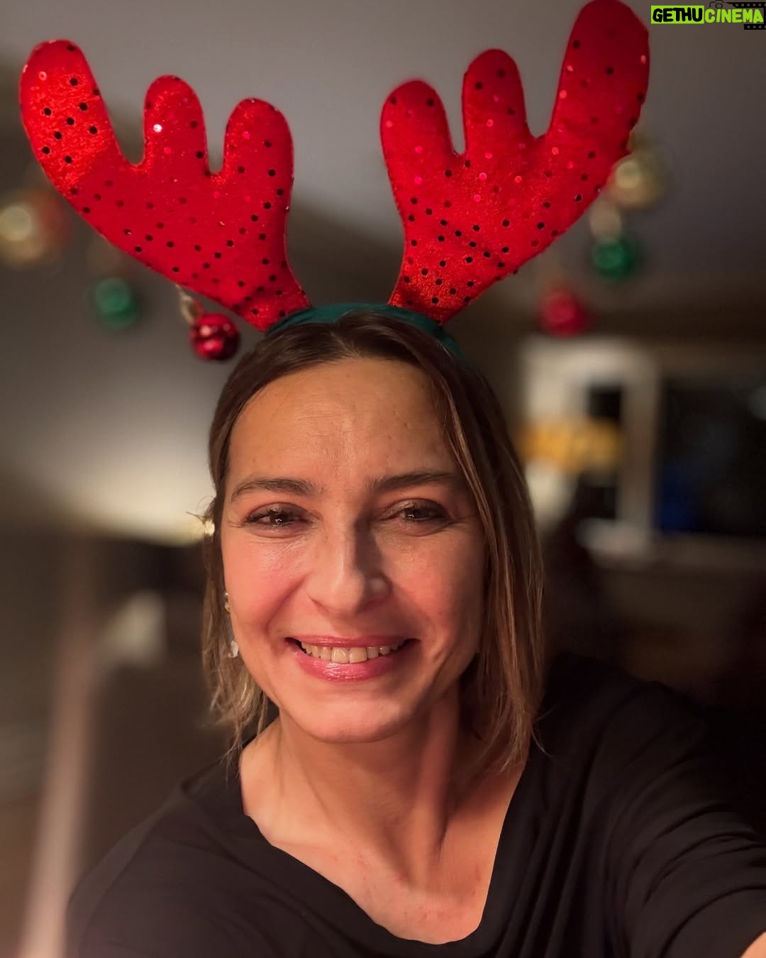Ayça Bingöl - 35.4K Likes - Yeni yıl çok güzel gelsin, umutla, neşeyle, sağlıkla dolu olsun🤍