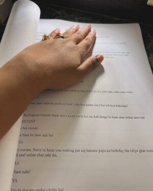 Ayendri Lavnia Roy Instagram - So I AM IN CITY OF DREAMS…..MUMBAI ❤️
Doing my first work in hindi here…..
And It turned out to be more than I expected… 
Will reveal the details later… but for now “sudden achievements hit you more”❤️
And finally when your family have your back it makes you feel the peace during pressure 
Was so nervous a day before but today after the first day feeling soooo better