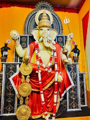 Ayendri Lavnia Roy Instagram - Ganpati Bappa Mourya ❤️❤️🙏🏻
Shob bhalo hok….