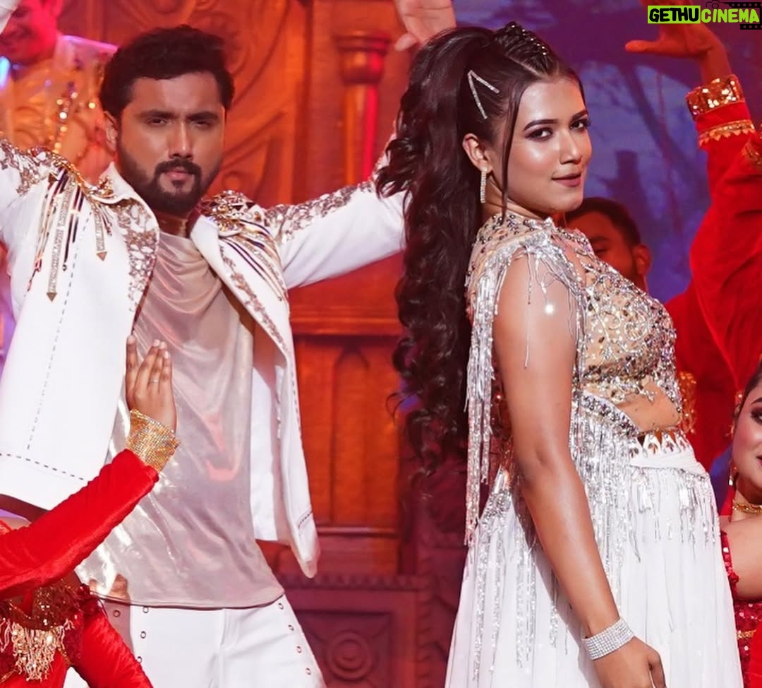 Ayendri Lavnia Roy - 6K Likes - Watch our power packed performance tomorrow only on @zeebanglaofficial at 7:30PM
Kal Zee Banglar shonar shongsharer 25 tomo borsher ujjapon hobe 
Dekhte bhulben na kintu 
P.C @mrinmoysiva 

With @surabhimallick_official & @its_me_arka_chakraborty on stage 🔥