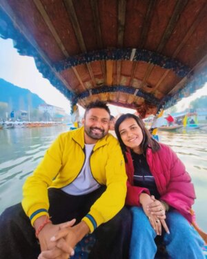 Ayendri Lavnia Roy Instagram - My sister from another mother! 🥹❤️
To many more Kashmir like trips 😍