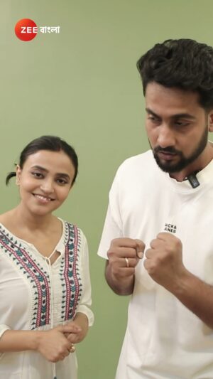 Ayendri Lavnia Roy Instagram - কেমন চলছে সোনার সংসারের মঞ্চে ZEE বাংলার 25 বছর পূর্তির উদ্‌যাপনের প্রস্তুতি? আসুন দেখে নিন!
আসছে "ZEE বাংলা সোনার সংসার অ্যাওয়ার্ড 2025", আগামী 15th March, শনিবার @ 7:30 PM, শুধুমাত্র জি বাংলার পর্দায়।

#SonarSansarAward #SonarSansar2025 #SonarSansar2025Reels #ZBReels #ZbrMar25 #ZeeBangla