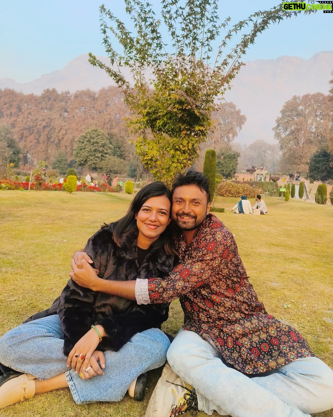 Ayendri Lavnia Roy - 2.6K Likes - I have the best brother in the world and it is his birthdayyyyy….. BHAIYAAAAA happy birthdayyyyy!!! ❤️❤️❤️❤️ I love youuuu and you know you’re the best…. And I can cut people into pieces if they try to harm you…like I did with one (metaphorically)