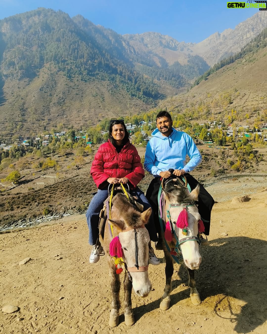 Ayendri Lavnia Roy - 2.6K Likes - I have the best brother in the world and it is his birthdayyyyy….. BHAIYAAAAA happy birthdayyyyy!!! ❤️❤️❤️❤️ I love youuuu and you know you’re the best…. And I can cut people into pieces if they try to harm you…like I did with one (metaphorically)