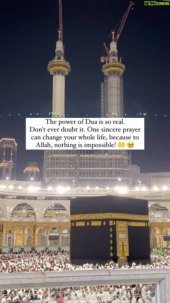 Ayesha Ijaz - 81.3K Likes - Jummah Mubarik! 🤲💗 #jummahmubarak