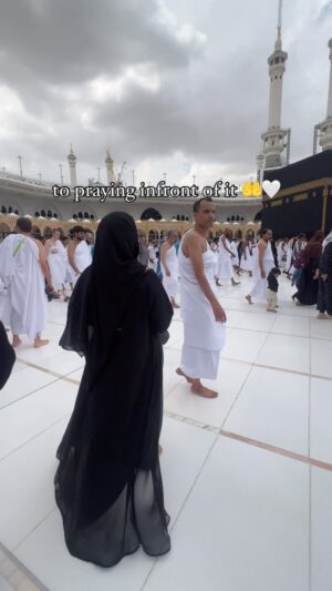 Ayesha Ijaz Instagram - May all of you be given the opportunity to experience this, Aameen! 🤝🤲🫀
#umrahinramadan #umrah2024 #mecca #kaaba
