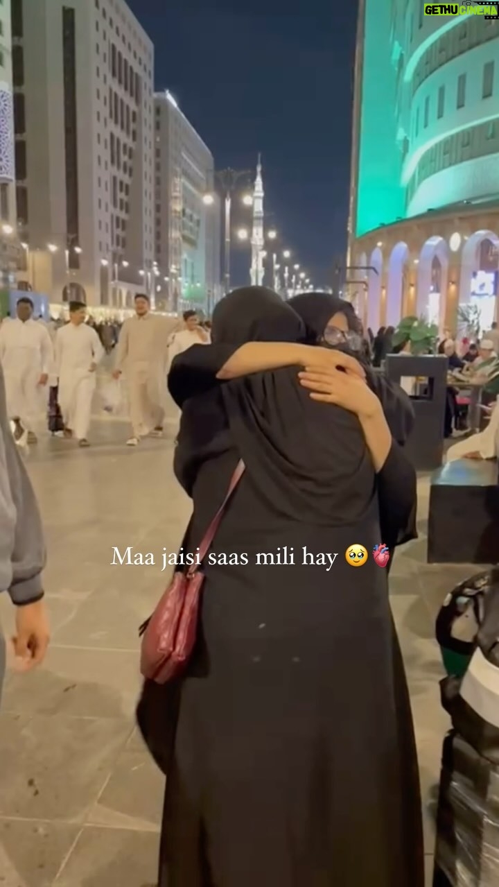 Ayesha Ijaz - 101.2K Likes - So, my MIL & FIL embarked on their Umrah journey at the beginning of Ramadan, and little did they know, we had a surprise waiting for them in Madina. It took us 3-4 days to plan everything, and the end result was a heartwarming surprise in the most serene place on earth. Her reaction was simply priceless! 😫❤️