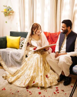 Ayesha Ijaz Instagram - Pictures that never made it to the feed - the first & last one are my favorites! 🤪 

#hamzakiayesha 
[ Wedding pictures , Red , whites , nikkah , barat , mehndi ]