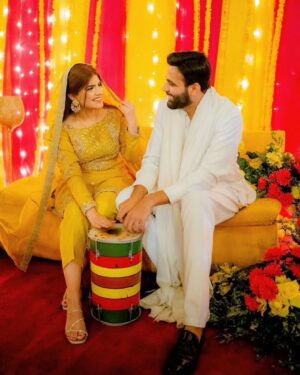 Ayesha Ijaz Instagram - Pictures that never made it to the feed - the first & last one are my favorites! 🤪 

#hamzakiayesha 
[ Wedding pictures , Red , whites , nikkah , barat , mehndi ]