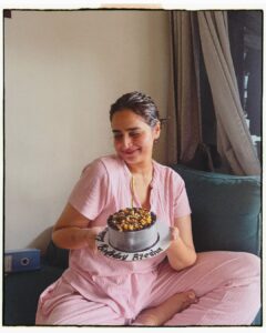 Actress Ayesha Khan HD Photos and Wallpapers September 2025