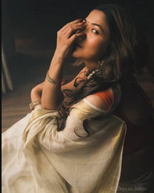 Azmeri Haque Badhon Instagram - 'Saree & Other Senses' 

Remember this series? Yes, we are back! ✨
And with who better than @badhon__hq to re-ignite this? That too on her BIRTHDAY!!! 🪔
 
Concept, shoot & direction by Zeyran Juhie
Assisted by the OG @createwith_scorpiolady
Hair and make up by M.K. Hussen
Art & Set by @createwith_scorpiolady
Jewelry partner @gluedtogether.handcrafted.art

DM TO BOOK FOR YOUR PERSONAL PHOTOSHOOT.

© Zeyran Juhie 2025