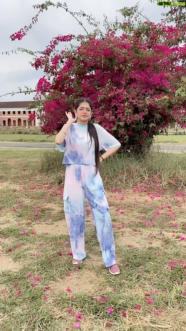 Bani Kaur - 1.7K Likes - 🎵 Jogi Ranjha By Samraat Gill
@samraatgillmusic
#JogiRanjha