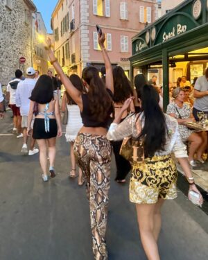 Banita Sandhu Instagram - i’m summering!!!!!!!!!!!!!!!!!