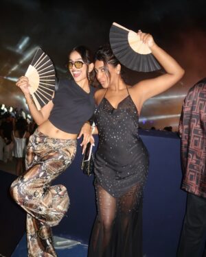 Banita Sandhu Instagram - i’m summering!!!!!!!!!!!!!!!!!