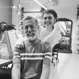 Baraa Al Zubaidi Instagram - ماكو كلام يوصف الآلم الي بداخلي 
آنا لله وإنا أليه راجعون
بِسۡمِ ٱللَّهِ ٱلرَّحۡمَٰنِ ٱلرَّحِيمِ 
ٱلۡحَمۡدُ لِلَّهِ رَبِّ ٱلۡعَٰلَمِينَ الرَّحۡمَٰنِ ٱلرَّحِيمِ مَٰلِكِ يَوۡمِ ٱلدِّينِ إِيَّاكَ نَعۡبُدُ وَإِيَّاكَ نَسۡتَعِينُ ٱهۡدِنَا ٱلصِّرَٰطَ ٱلۡمُسۡتَقِيمَ صِرَٰطَ ٱلَّذِينَ أَنۡعَمۡتَ عَلَيۡهِمۡ غَيۡرِ ٱلۡمَغۡضُوبِ عَلَيۡهِمۡ وَلَا ٱلضَّآلِّينَ