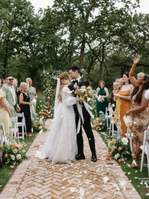 Barbara Dunkelman Instagram - 04.26.2025 // Our ceremony 🤍

Photos by @stephanienaruphoto
