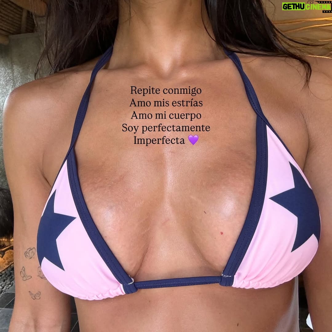 Bárbara de Regil - 1 Million Likes - Bali 🌴🐒🥥 te ame ! Te extraño 
pero te prefiero a ti Tulum …
Soy Géminis siempre cambio de ideas 💡