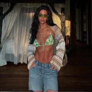 Bárbara de Regil Instagram - Bali 🌴🐒🥥 te ame ! Te extraño 
pero te prefiero a ti Tulum …
Soy Géminis siempre cambio de ideas 💡
