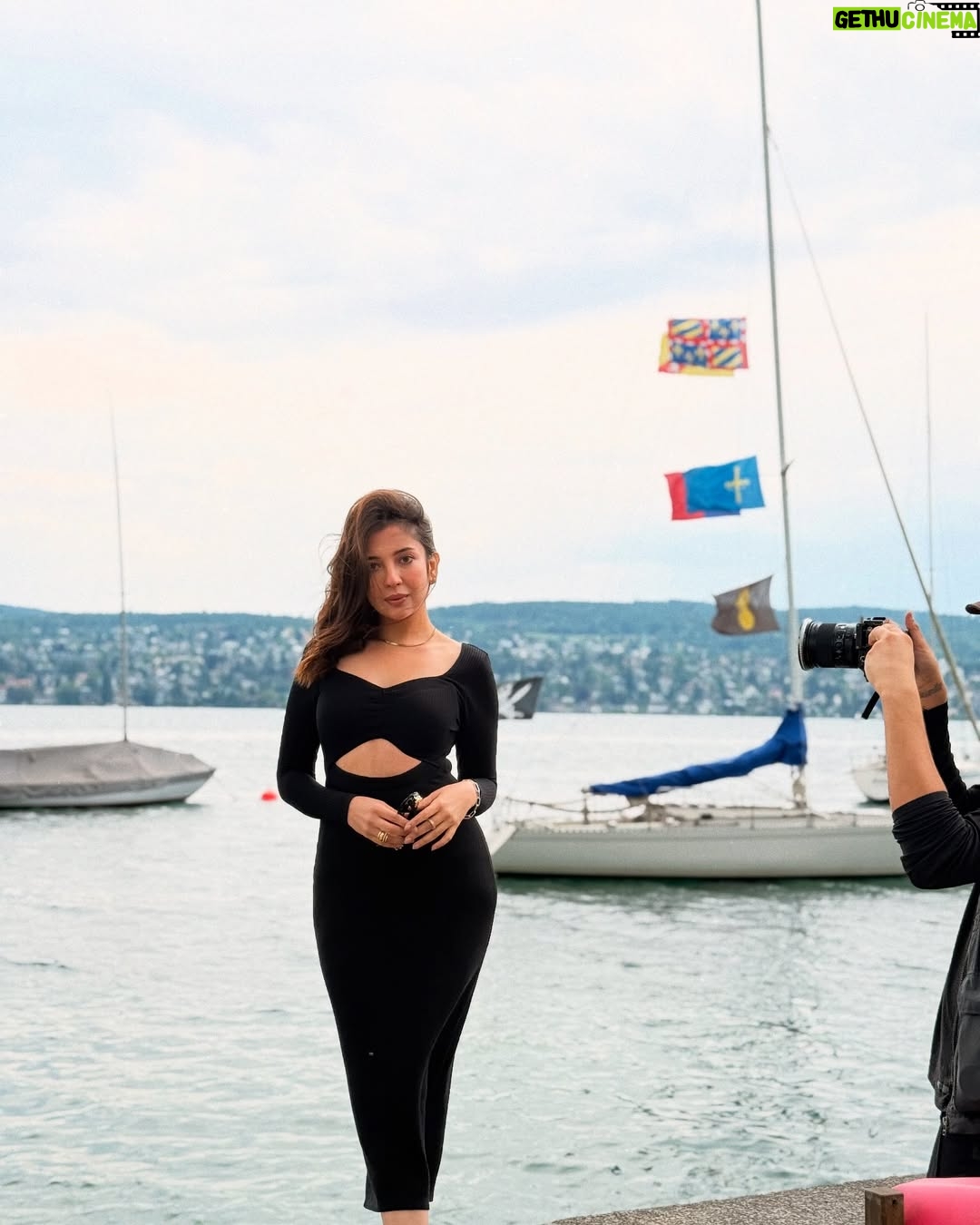 Barkha Singh - 192.2K Likes - Poise in the frame, mischief in the game ✨🖤

My next few posts will be from my trip to Switzerland.. and for the rest you guys MUST watch Ticket to Switzerland on YouTube.. it was tooooo much fun and one hell of a learning experience shooting it all alone as a solo female traveller all over Switzerland 🇨🇭

Dress sent by @nimade.in 
Shoes are one of my favs by @maisonvalentino 
Jewellery @nishanistudio and @bblingg_meghana 
Styled by @shwetaputhhran 

[ #TravelwithB travel diaries style fashion LBD overcast Swiss outfit inspiration experiences ]