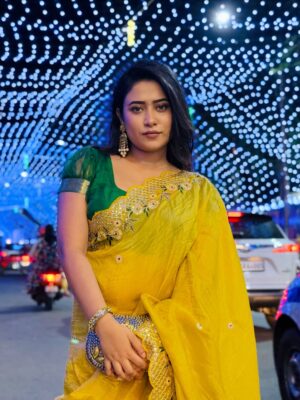 Barsha Patra Instagram - সপ্তমী রাত 🌸✨