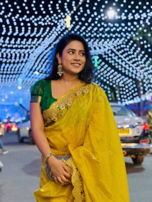 Barsha Patra Instagram - সপ্তমী রাত 🌸✨