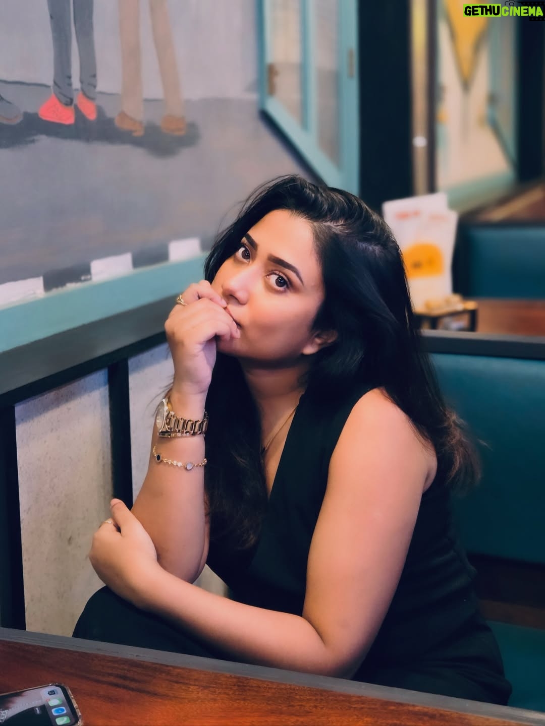 Barsha Patra - 2.4K Likes - Black 🖤