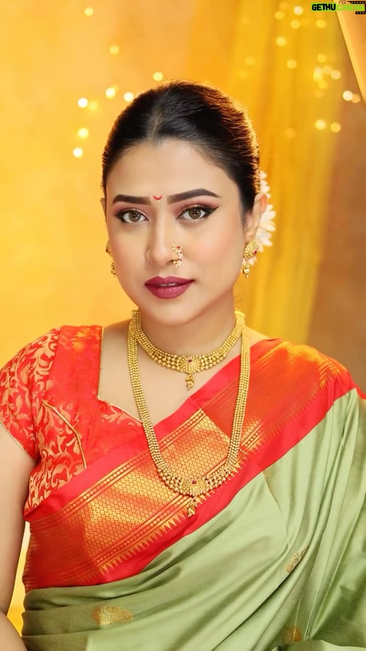 Barsha Patra - 4.5K Likes - Comment "Link" For Products ✨ওঁ গং গণপতয়ে নমঃ 🙏🏻In 2019, a dream guided me to perform Ganesh Puja at home. What began as a dream slowly turned into a tradition — and today, it has been 6 beautiful years of celebrating Ganesh Chaturthi with love and devotion 🪔🙏
This year, along with my prayers, I embraced a soft festive look created with some of my favorites from @forever52india Forever52. From their contour wand to the new Amazonia Kajal (a Shilpa Shetty fave!) and finally their iconic lipstick — each product added a graceful touch to my Ganesh Chaturthi celebration. 🌸✨
Ganpati Bappa Morya! ❤️