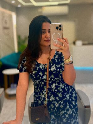 Barsha Patra Instagram - তাকে অল্প কাছে ডাকছি 💕