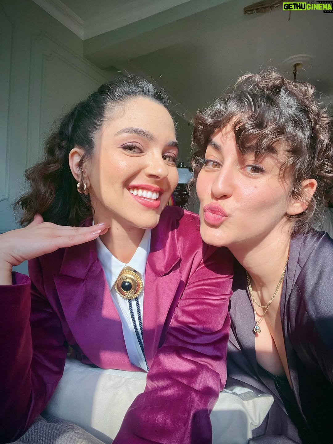Begüm Akkaya - 14.2K Likes - Time to Reminder❣️
