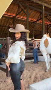 Actress Bella Campos HD Photos and Wallpapers October 2025
