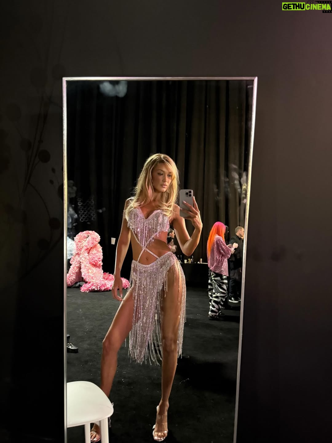 Bella Hadid - 3.3 Million Likes - Closing the show in these wings 🪽 Heavy or not… your girl will always keep walkin the walk ! Never gets old walking this runway… Thank you for the most beautiful look I’ve ever seen @victoriassecret @carlynecerfdedudzeele @adamselman @piergiorgio @patmcgrathreal @jawaraw Boom 🪽💥 🪽