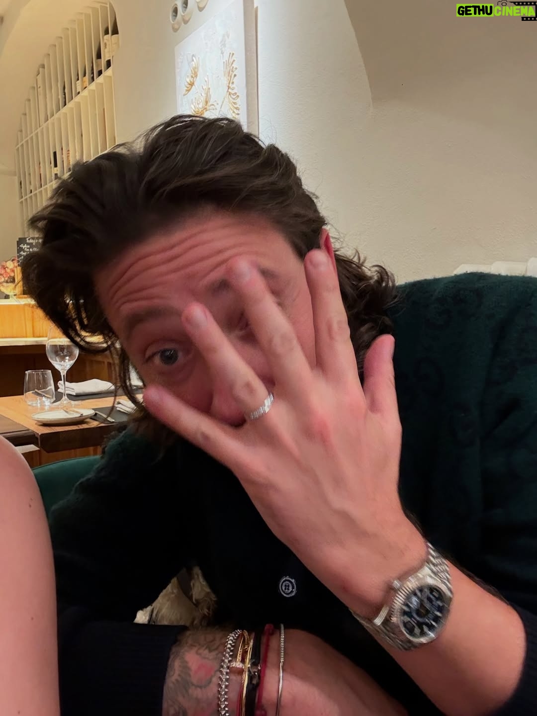 Bella Thorne - 321.1K Likes - Some of y’all in the comments had me cracking up 😂… but anyways, here’s some more ring content since I know you care sooo much 💍😉