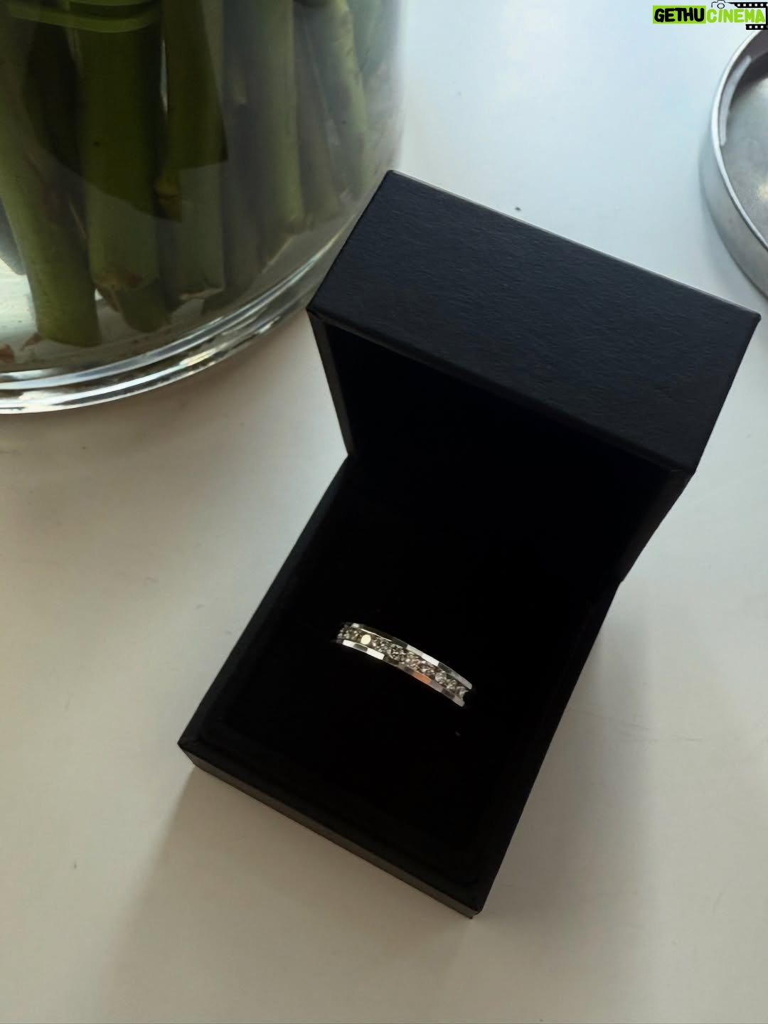 Bella Thorne - 321.1K Likes - Some of y’all in the comments had me cracking up 😂… but anyways, here’s some more ring content since I know you care sooo much 💍😉