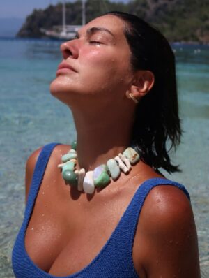 Bergüzar Korel Instagram - turquoise 💙🩵💚

📸 @duygu.batum 🤍