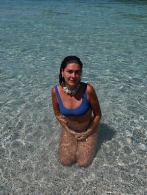 Bergüzar Korel Instagram - turquoise 💙🩵💚

📸 @duygu.batum 🤍