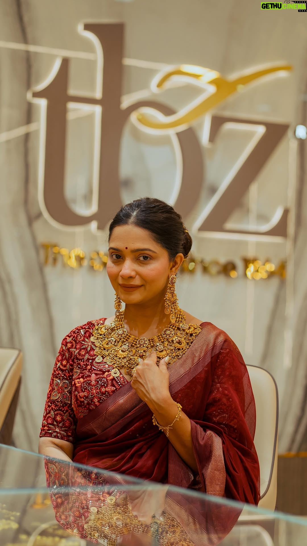 Bhakti Kubavat - 92.8K Likes - This festive season whether you’re dressing up for Navratri, celebrating Dussehra, glamming up for 
Diwali, or celebrating love on Karvachauth, there’s no better choice than TBZ.
Discover exquisite diamond and gold jewellery, crafted to perfection and made even more special with exclusive festive offers. Because when it comes to traditions that sparkle, Tyohaar always means TBZ.

✨Flat Rs. 500/- per gram off on Gold Rate*
✨Upto 50% off on making charges of Gold Jewellery*
✨No Making charges on all
Diamond Jewellery*
✨Gold coins making charges at flat Rs. 99 per gram*
✨Flexi Gold Advantage* 
Your redemption, your choice: lower price or current price 
✨Get 100% Value on Old Gold
Exchange*
✨Upto Rs. 5000/- instant discount* with HDFC Bank credit cards (not applicable on Gold Coins)
T&C Apply*
Don’t miss out, visit us today:

Shop No 1, 3rd Eye One, Opp Honest, Near Panchvati Circle, C G Road, Ahmedabad.
#TBZ #TyohaarMatlabTBZ #TBZTheOriginal #FestiveJewellery #DiamondJewellery #bhaktikubavat
