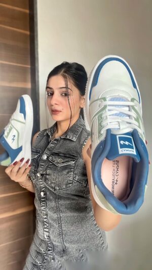 Bhavi Mewada Instagram - Groove in style with these amazing pair of OGs by @campusshoes
Visit www.campusshoes.com to get your OGs now!
#CampusOGs #ad
#GrooveOnWithCampus
#MovewithSwag #CampusActivewear #FashionForward #Innovation #Style #campusshoes #campussneaker #sneakerlove #sneakerheads #sneakernews #sneakercommunity #sneakerholics #sneakerstagram #sneakerswag #stepupyourstyle #trendingshoes #sneakersmania #newcollection #sneakeraddict #sneakerlove #sneakerstyle #leisureshoes #bhavicrew