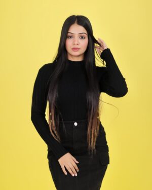 Bhavi Mewada Instagram - Shopping Rule- If It’s Not Black,Put It Back!!!!🖤👀
.
Studio- @flashbackstudiomumbai
.
#instagram #new #post #photographer #photooftheday #portraitphotography #portrait #cuteness #photoshoot #explore #foryou #page #reach #fashion #fashionblogger #fashionstyle #fashionista #fashionable #black #eyes #bhavicrew #likeforlikes #followforfollowback #bhavi
